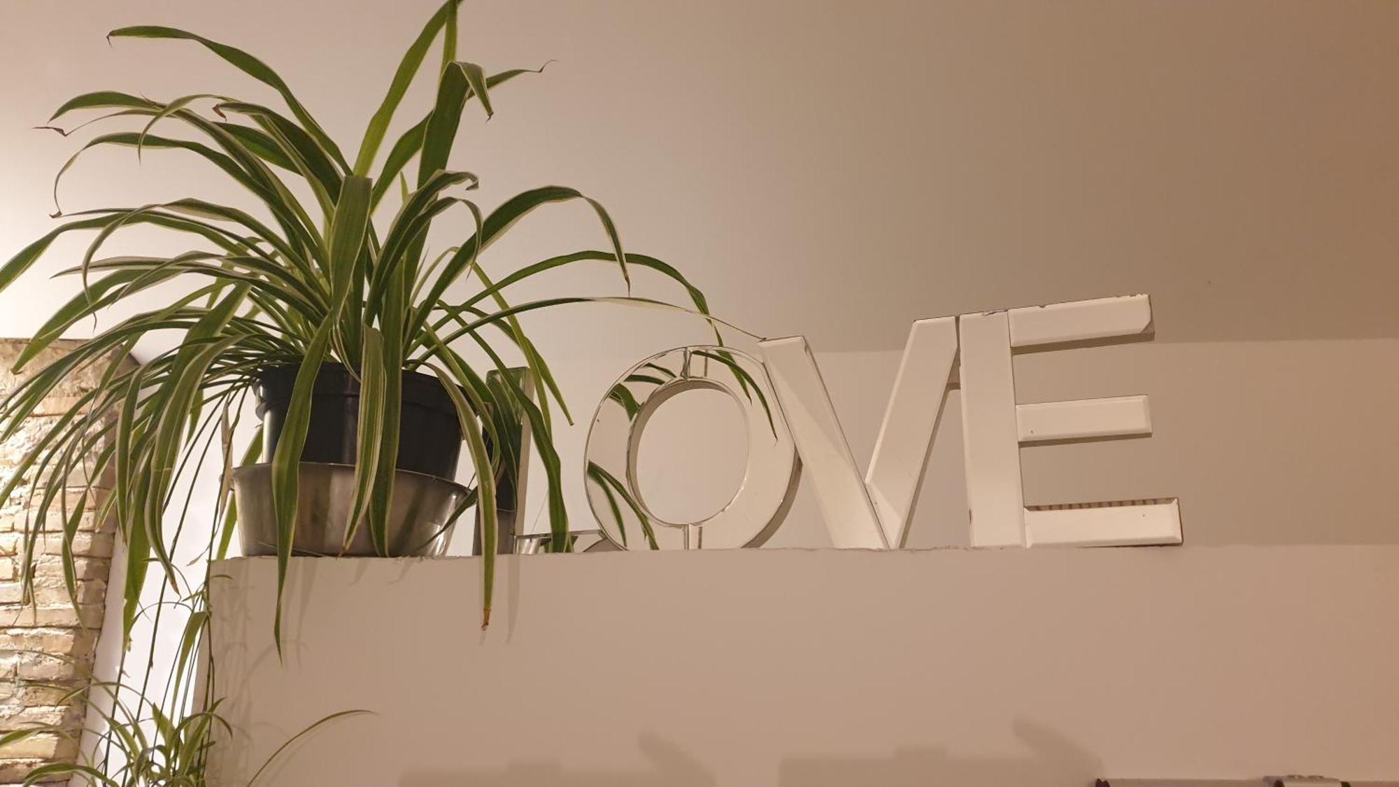 Love Room- Spa- Escale Amoureuse Puygaillard-de-Quercy المظهر الخارجي الصورة