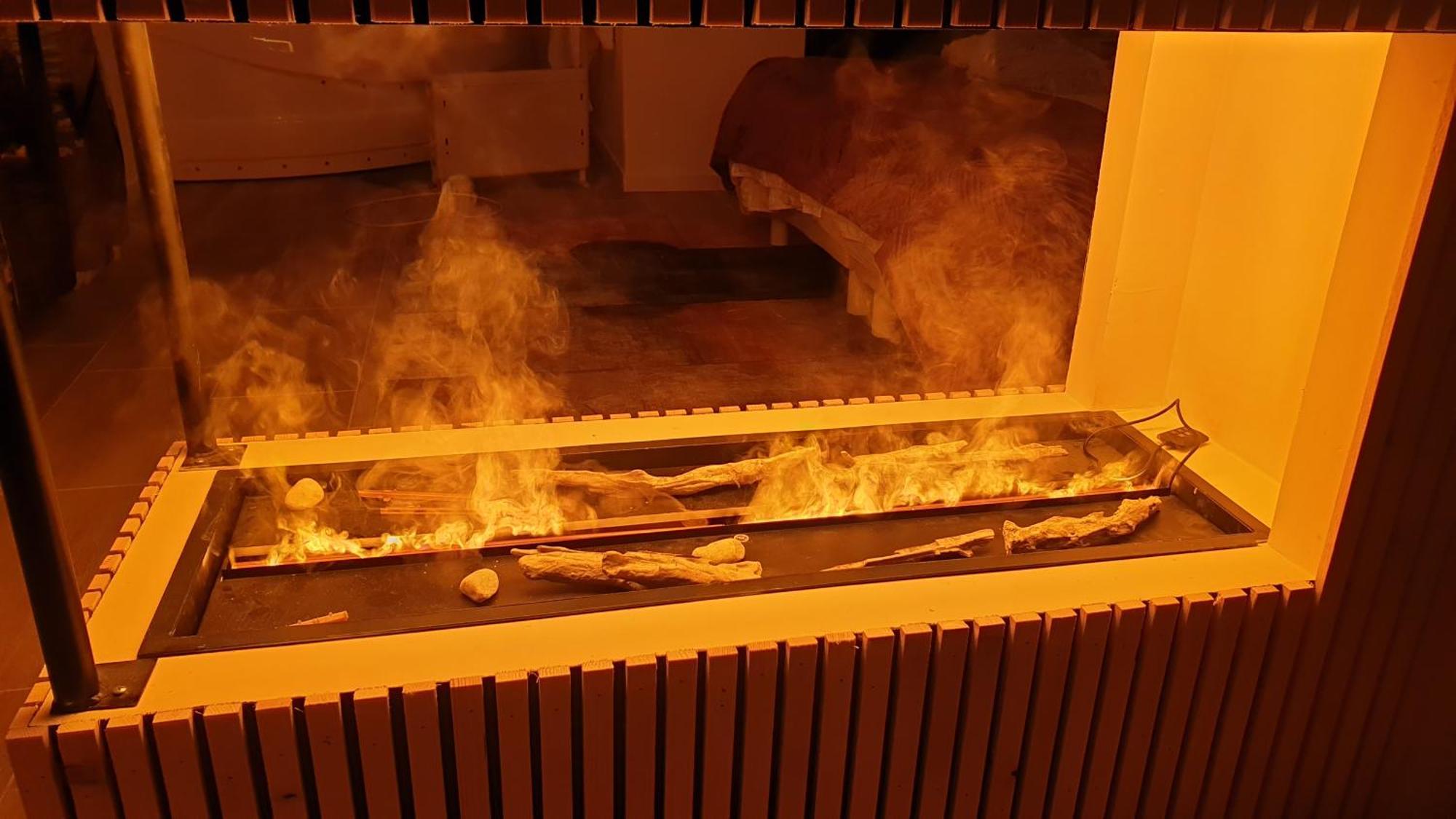 Love Room- Spa- Escale Amoureuse Puygaillard-de-Quercy المظهر الخارجي الصورة