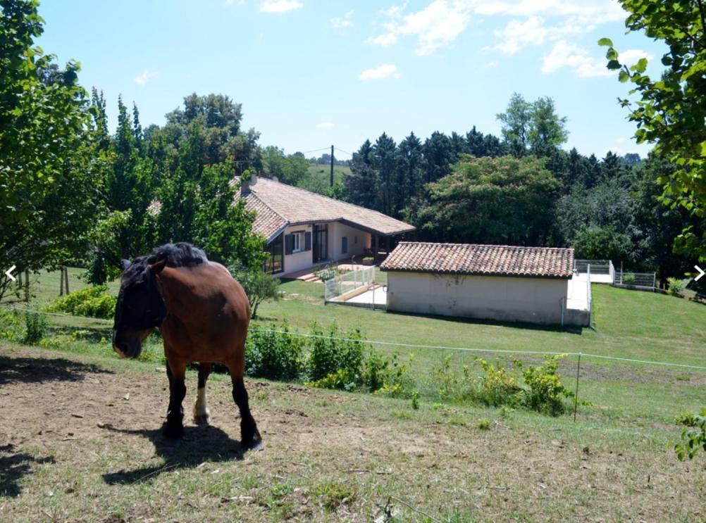 Love Room- Spa- Escale Amoureuse Puygaillard-de-Quercy المظهر الخارجي الصورة
